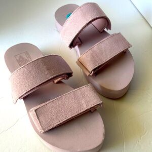 Vans Velcro strap sandal